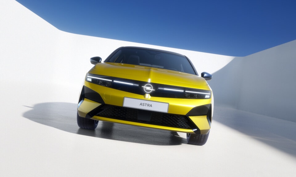 Front view of the Opel Astra in yellow