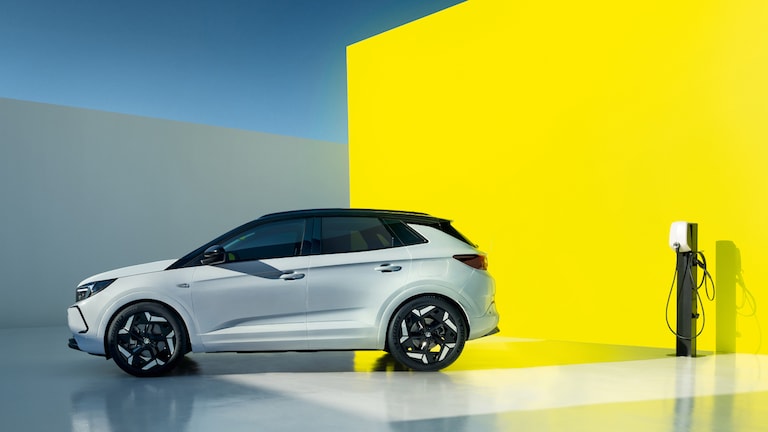 The New Vauxhall Grandland GSe | Hybrid SUV | Vauxhall