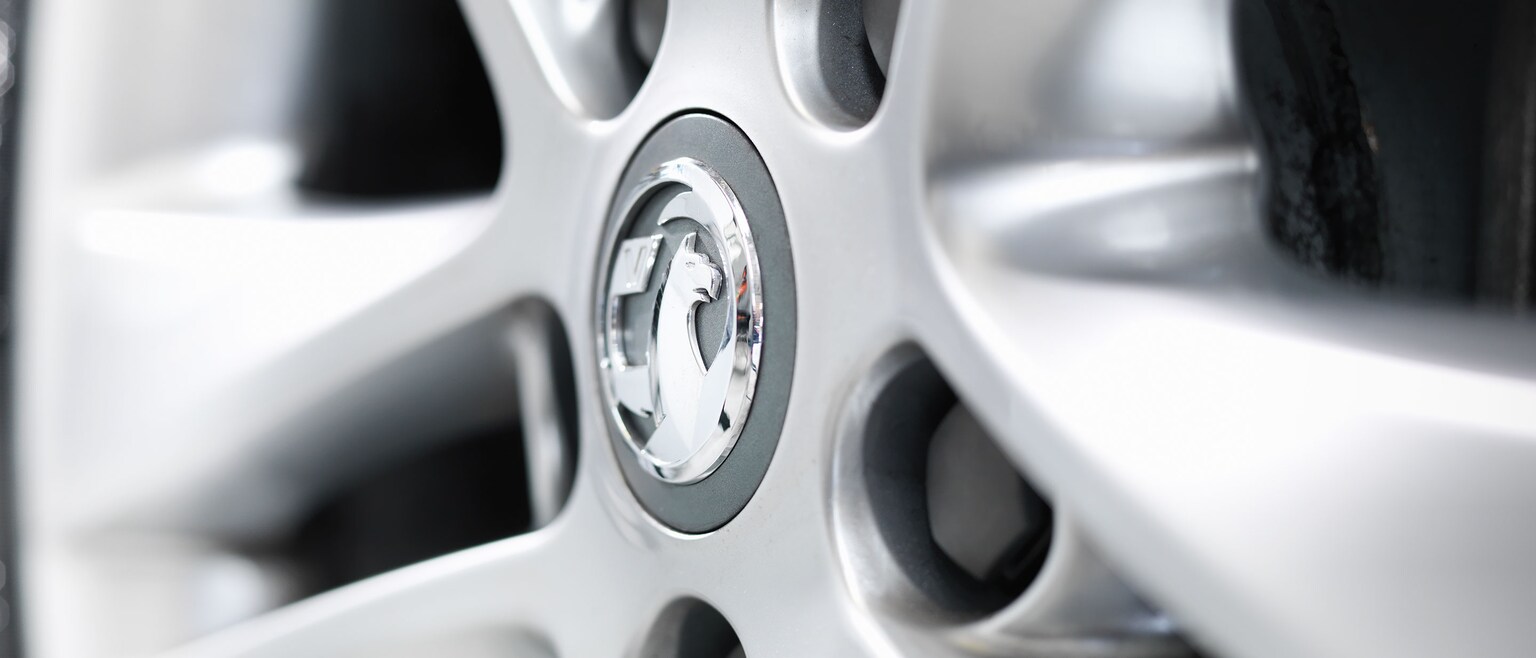 owners-motor_codes-masthead-21x9-VX_MAS_17424.jpg (2048Ã878)